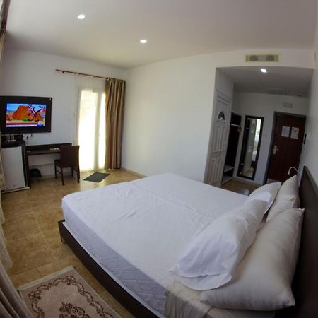 Trajan Hotel Timgad Εξωτερικό φωτογραφία